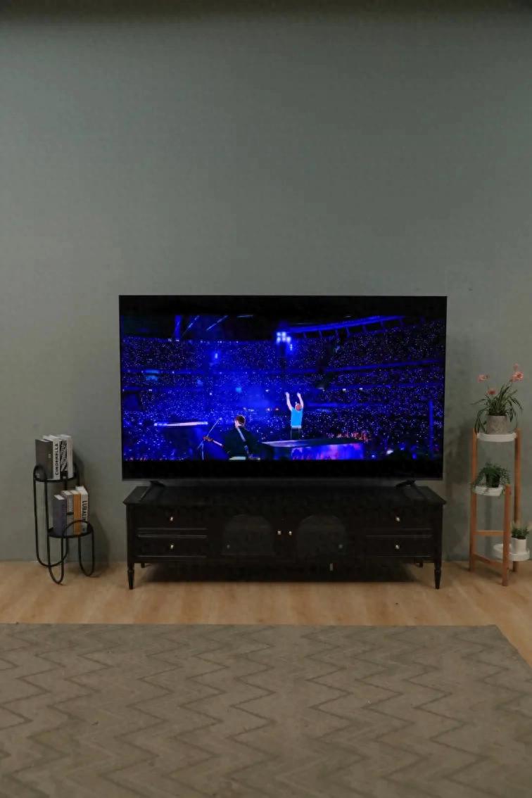TCL T7L 實(shí)力出圈,銷(xiāo)量領(lǐng)跑的秘密